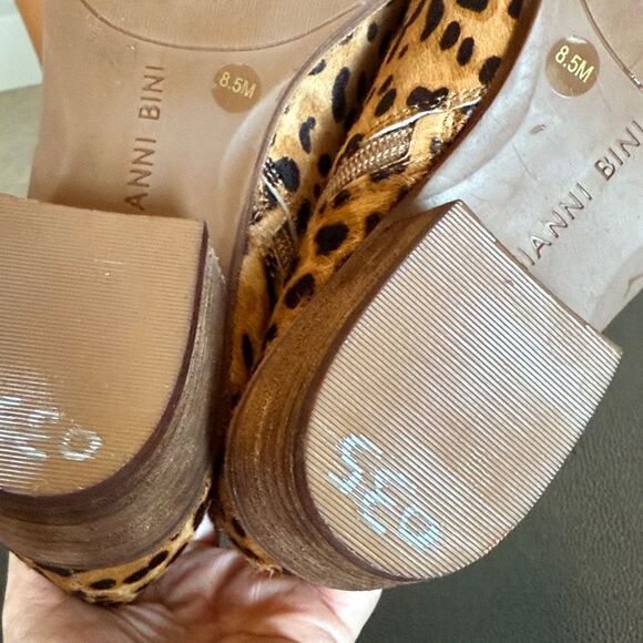 Gianni Bini Cheetah Print Genuine Leather Ankle Booties with zippers size 8.5 - Picture 11 of 11